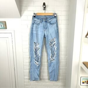 American Eagle Distressed Light Wash 90s Straight Leg Jeans Size 00